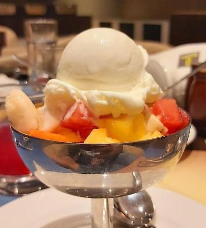 تريفِندرم The Southgate Business Hotel المظهر الخارجي الصورة