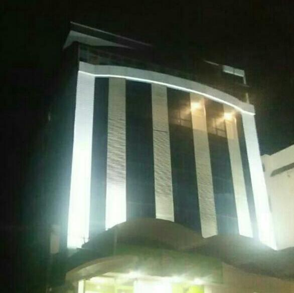 تريفِندرم The Southgate Business Hotel المظهر الخارجي الصورة