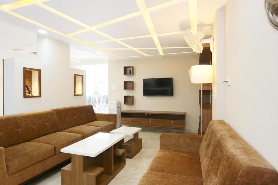 تريفِندرم The Southgate Business Hotel المظهر الخارجي الصورة